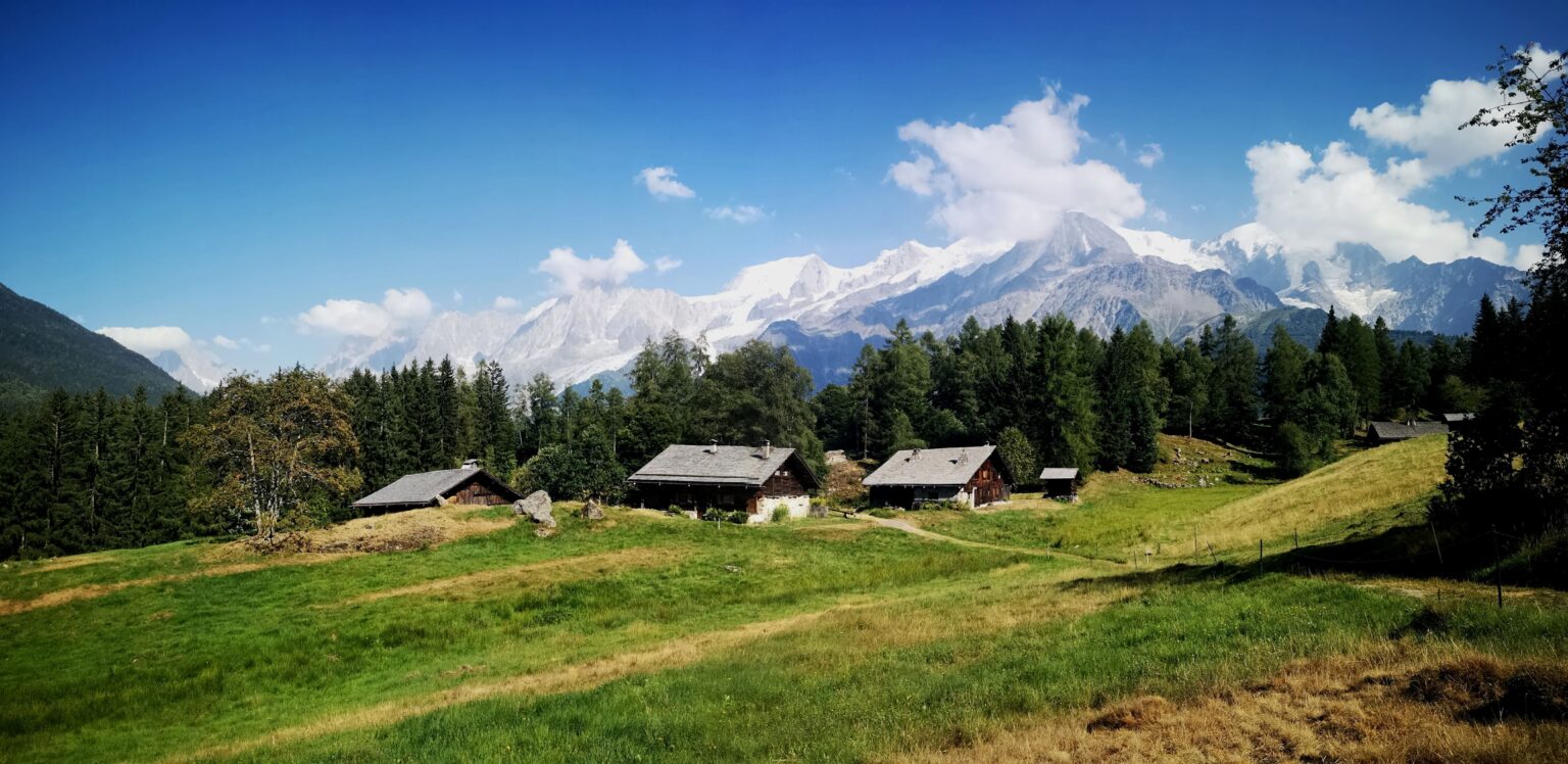 Les chalets d'alpages dans la vallée de Chamonix