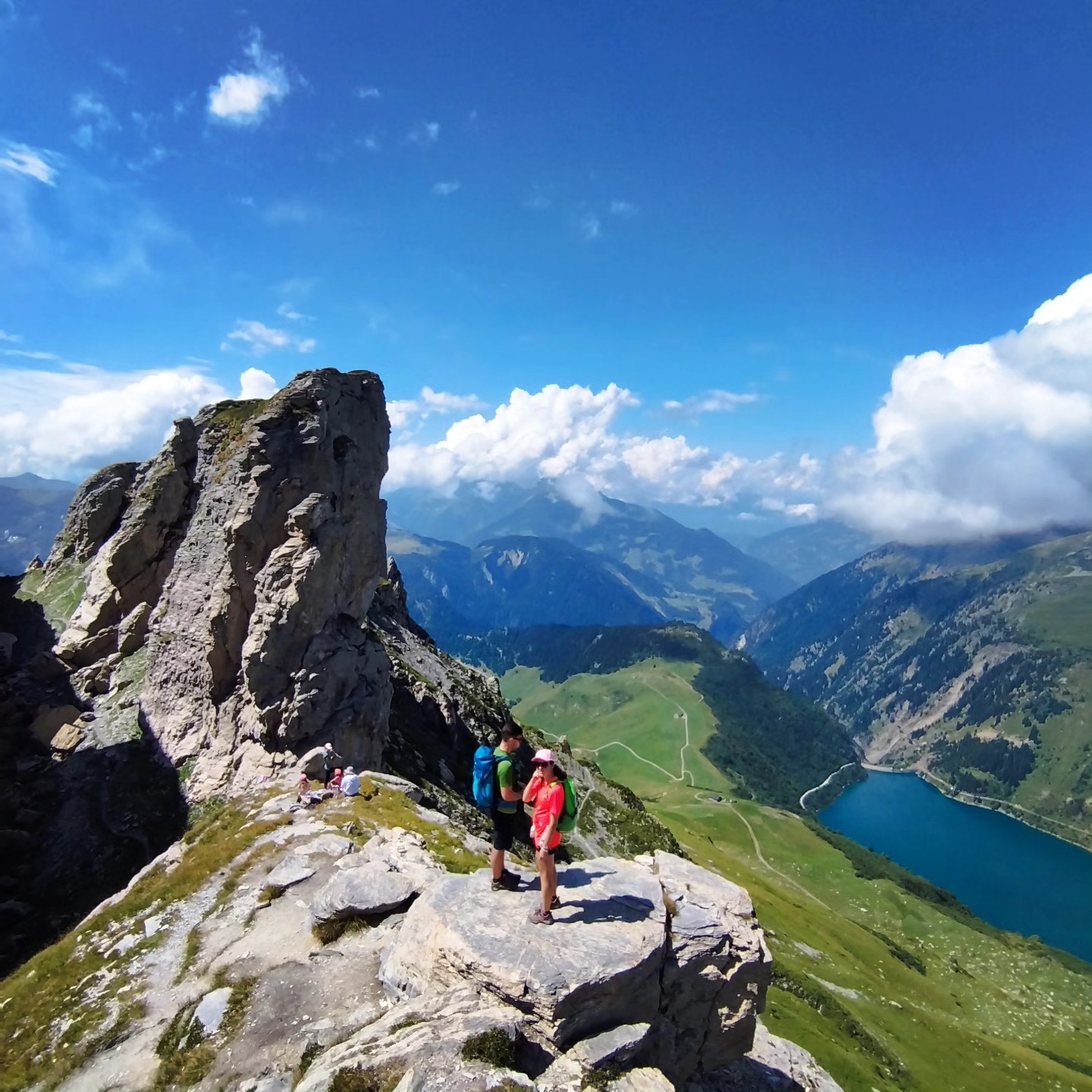 roc du vent et lac de la gittaz